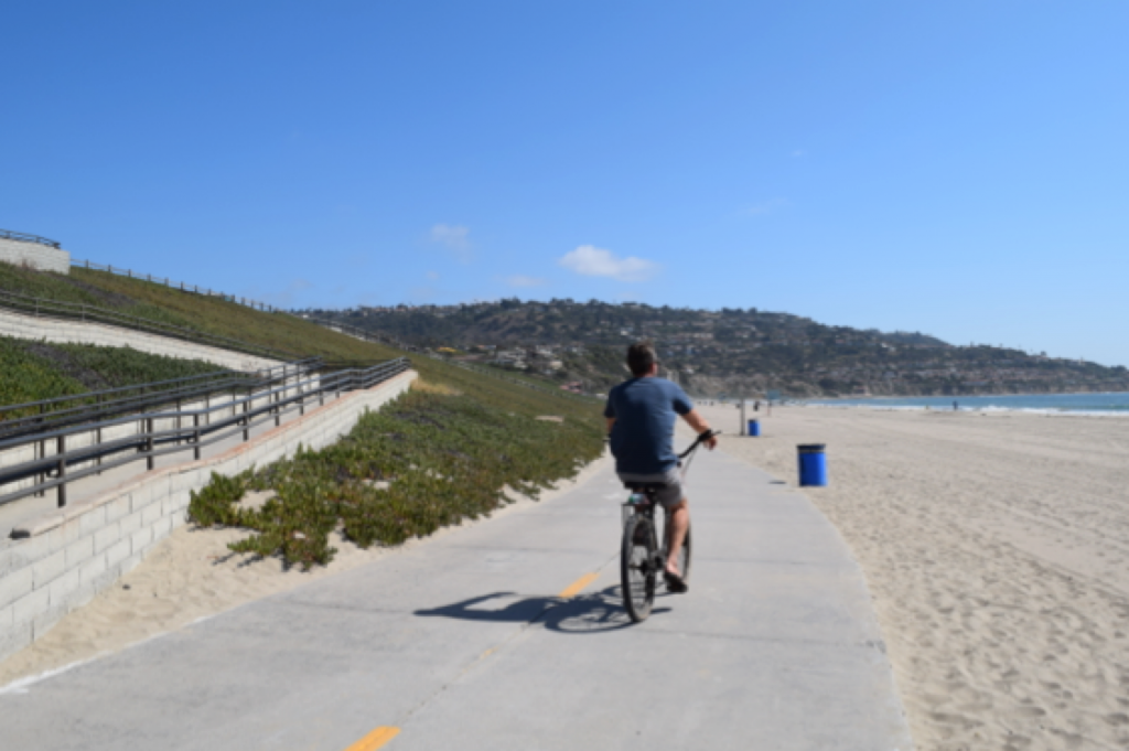 strand bike path